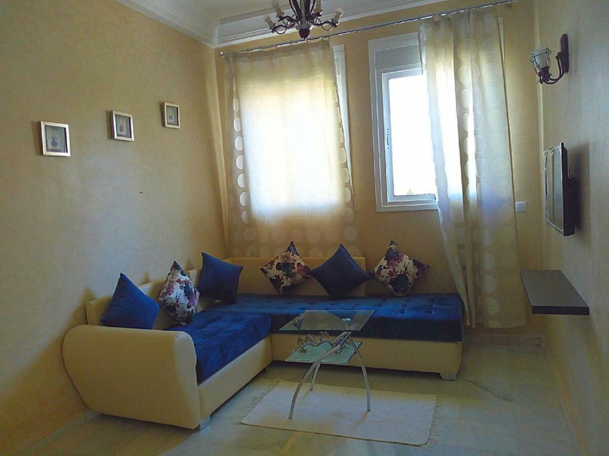 Chic Appart Vue Sur Piscine Tanger Exteriör bild
